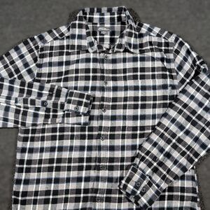 Eddie Bauer Flannel Shirt Men's Medium Plaid Button Up Long Sleeve